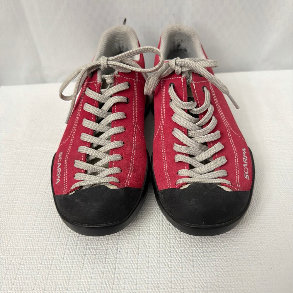 Scarpa Mojito Shoes Womens 7.5 Approach Hiking Walking Red Suede Low Top - Picture 4 of 11